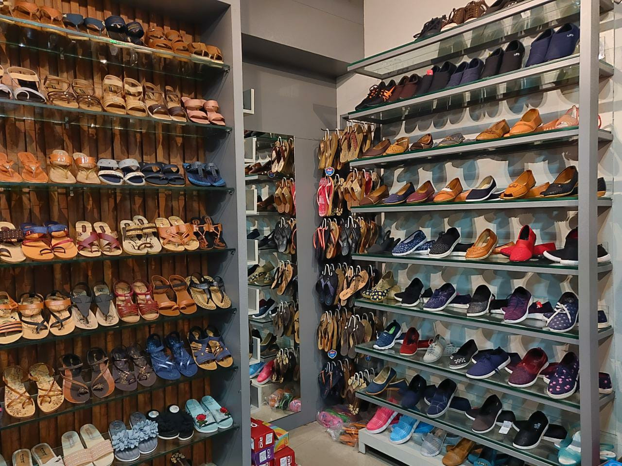 BAPPU FOOTWEAR TIRUR